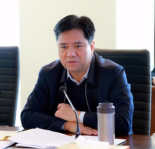 1490139619343107t8jT.jpg 张省长3.jpg