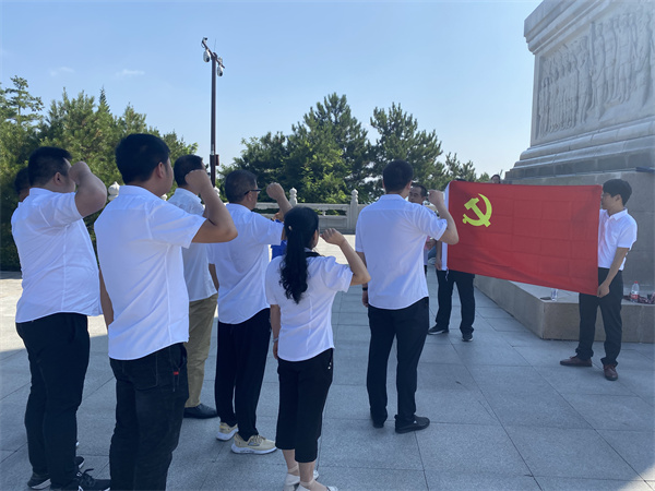 7.11（姚普）秦枫公司党支部组织党员赴照金陕甘边革命根据地纪念馆开展 “传承红色基因，重温峥嵘岁月”主题党日活动.jpg